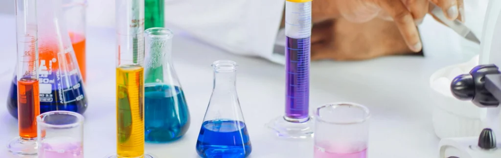 نکات ایمنی شیشه آلات و ظروف آزمایشگاهی